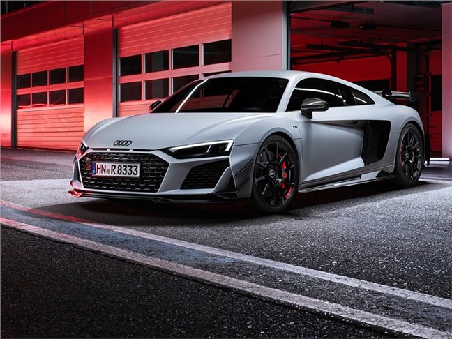 Audi не исключает возвращение R8, но суперкару придется стать гибридом