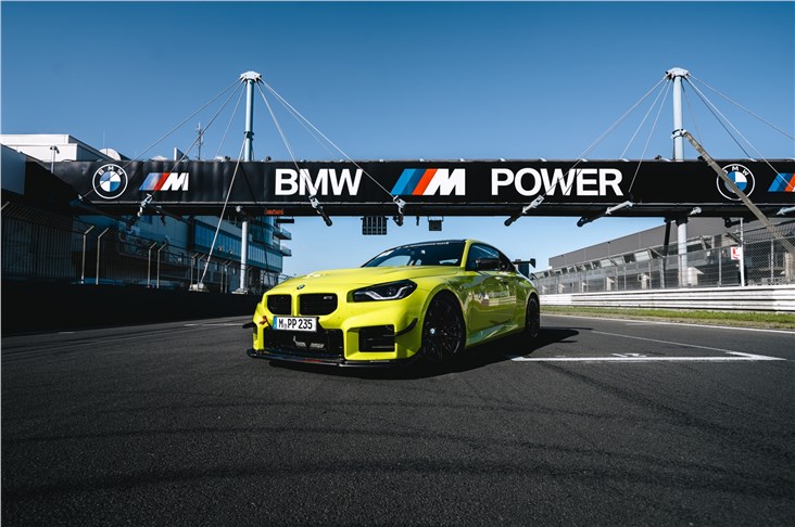 Стандартный BMW M2 оказался быстрее M2 CS. Все благодаря фирменному тюнинг-комплекту
