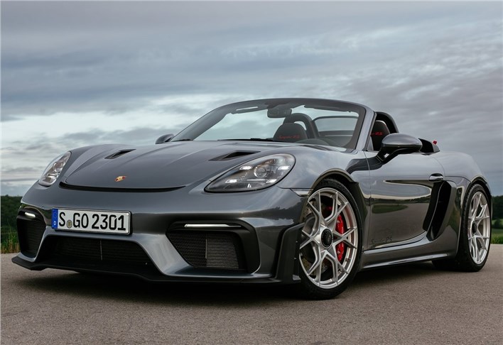 Porsche вернет бензиновые моторы для модели 718