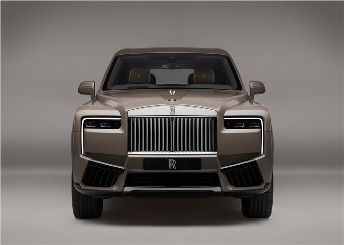 Какой люксовый автомобиль самый популярный в России?