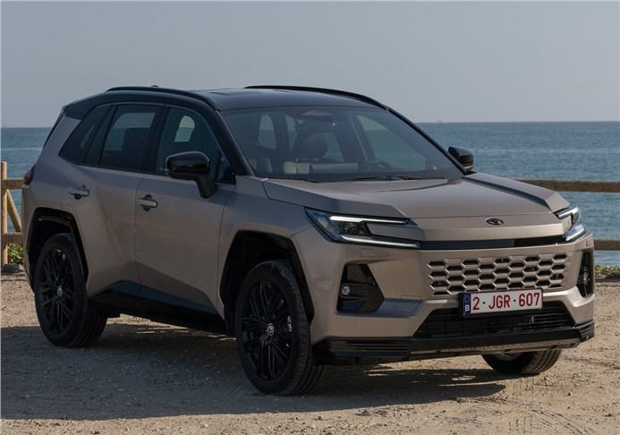 Toyota готовит для Китая новую линейку гибридов