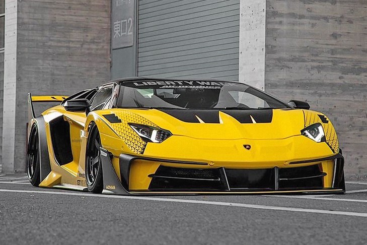 Liberty Walk | Lamborghini Aventador