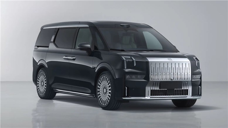 Zeekr готовит 925-сильную версию минивэна 009