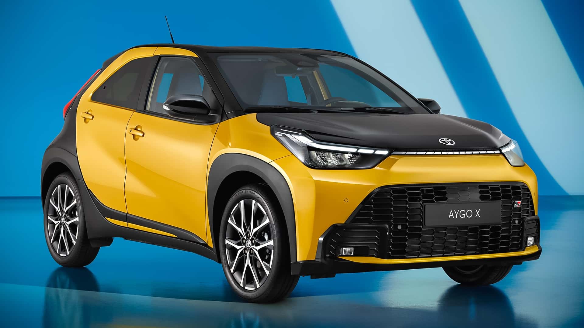 Анонс тест-драйва Компактный кроссовер Toyota Aygo X получил “горячую” версию​​ GR Sport