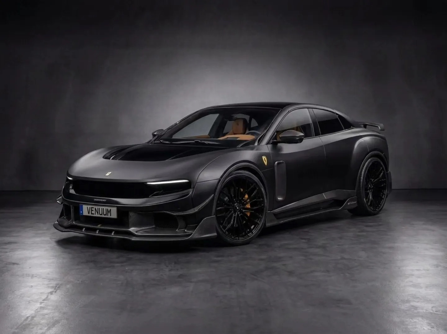 Анонс тест-драйва Ferrari Luce получила первый тюнинг, но поклонники марки вряд ли будут в восторге
