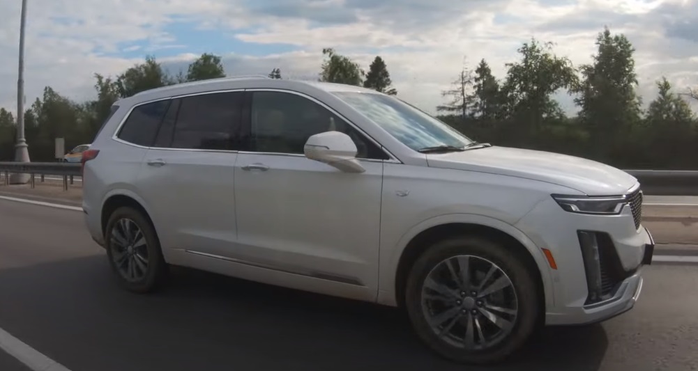 Анонс видео-теста Тест-драйв и ДТП кроссовера Cadillac XT6.