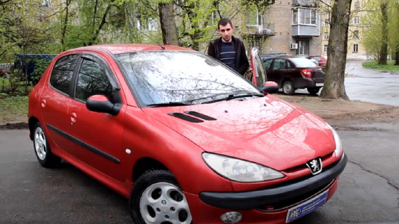 Анонс видео-теста Тест драйв Peugeot 206 (обзор)