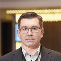 Дмитрий Максимов