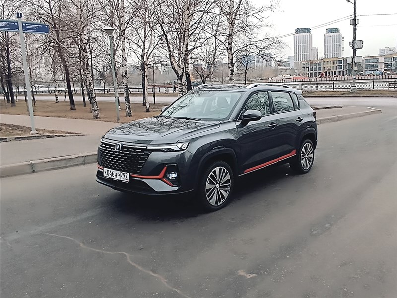 Changan CS35 Plus (2023) «Золотая середина»