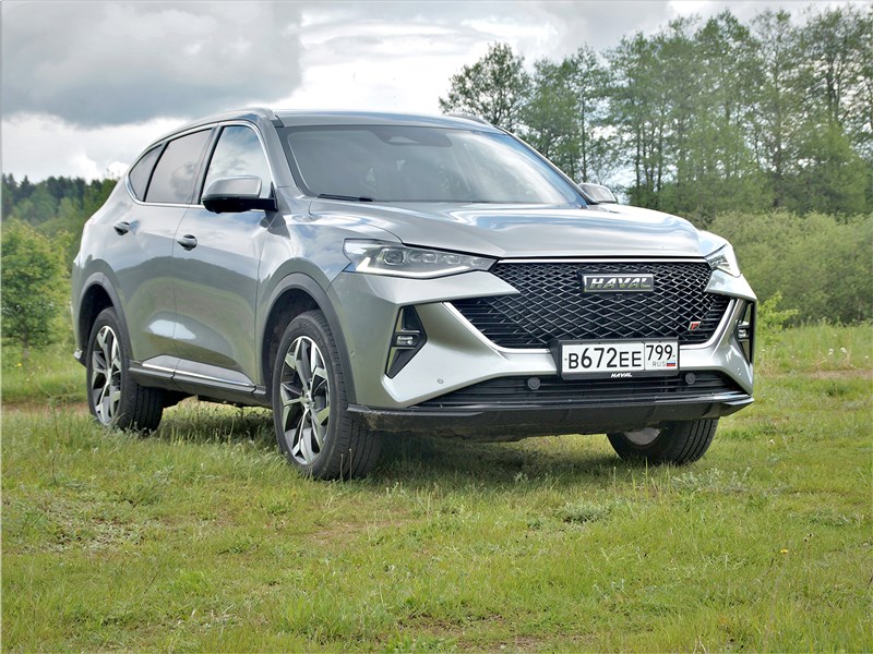 Haval F7 (2022) вид спереди