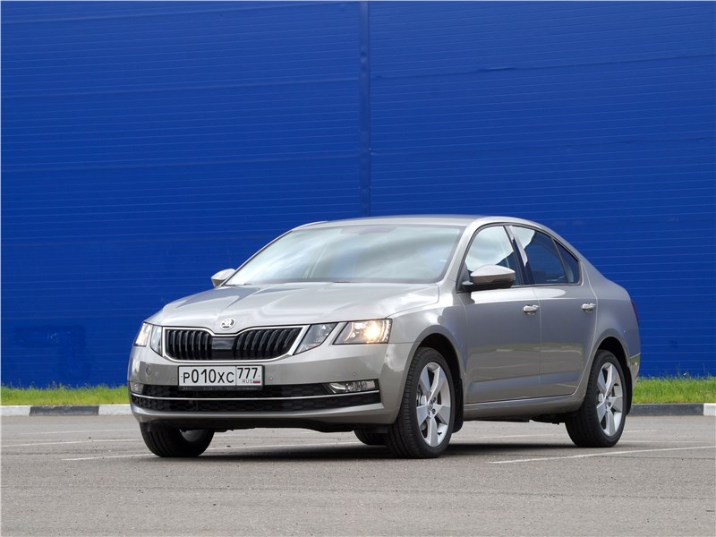 Skoda Octavia 2017 вид спереди