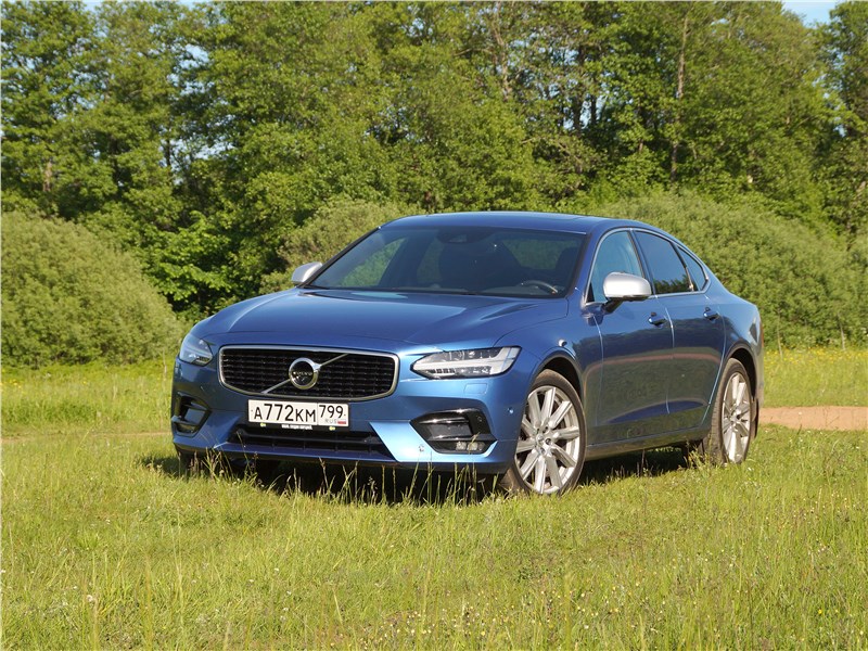 Volvo S90 2019 вид спереди