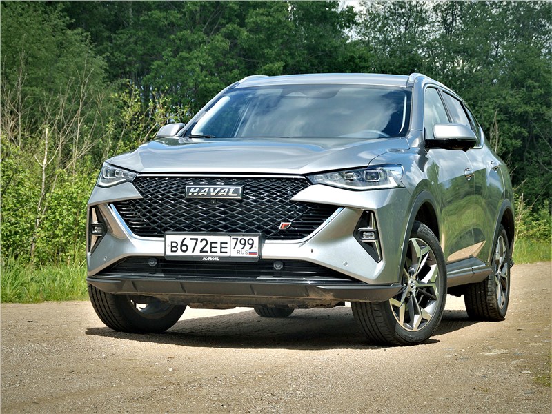 Haval F7 (2022) вид спереди