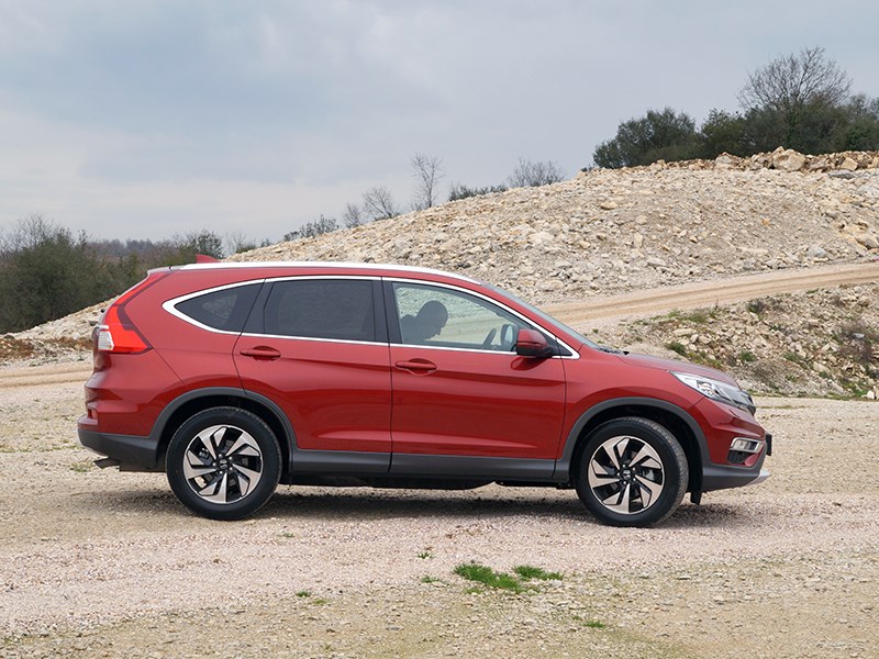 Honda CR-V 2015 вид сбоку