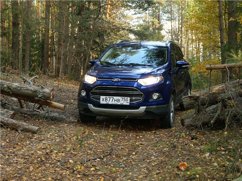 Ford EcoSport 2013 вид спереди