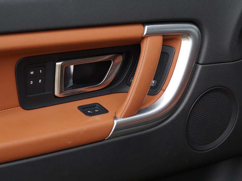 Land Rover Discovery Sport 2015 внутренние дверные ручки
