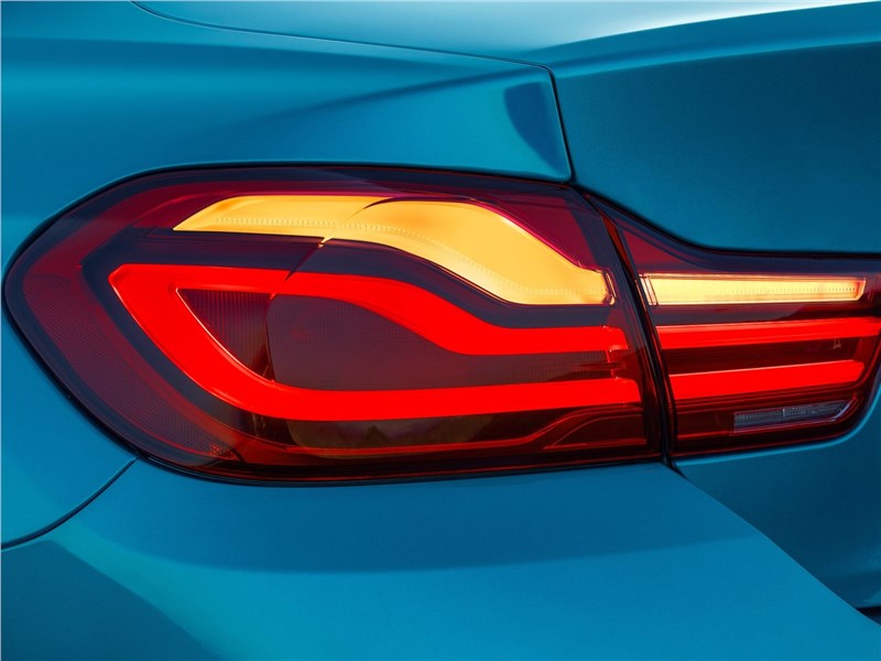 BMW 4-Series Coupe 2018 задний фонарь