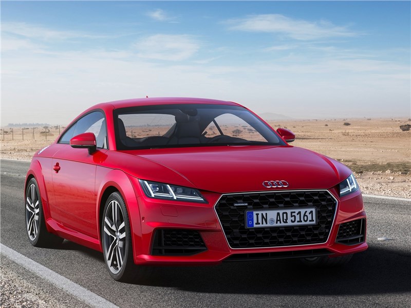 Audi TT Coupe 2019 вид спереди