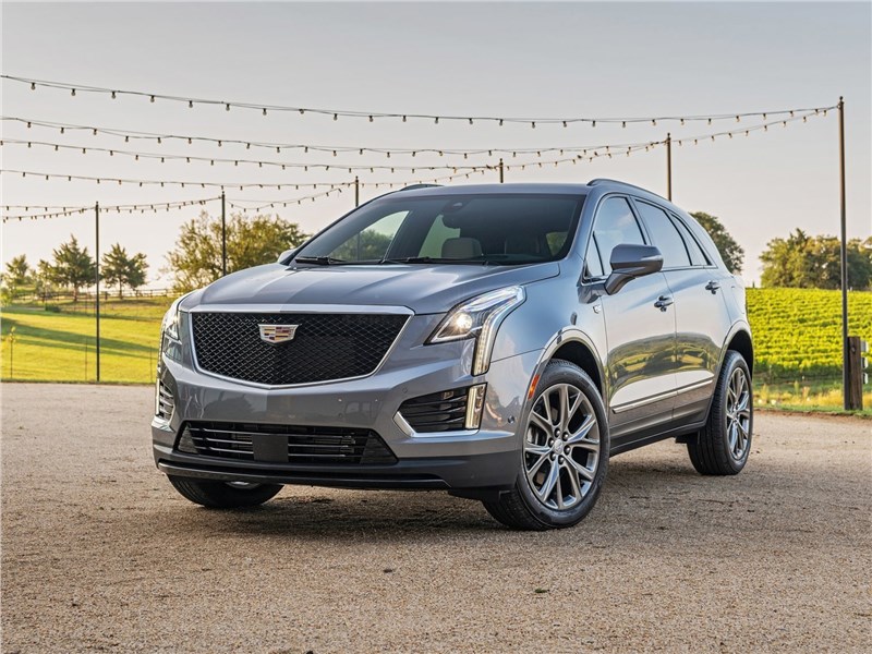 Cadillac XT5 2020 вид спереди