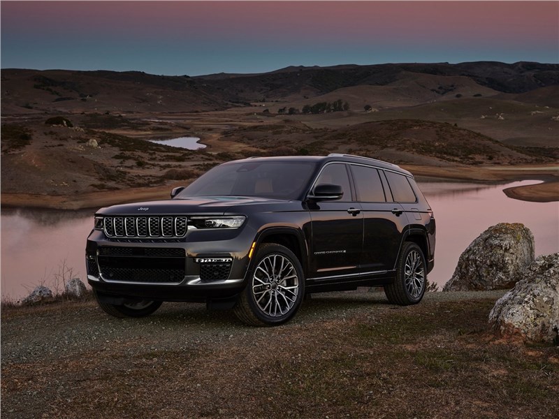 Jeep Grand Cherokee L (2021) вид спереди