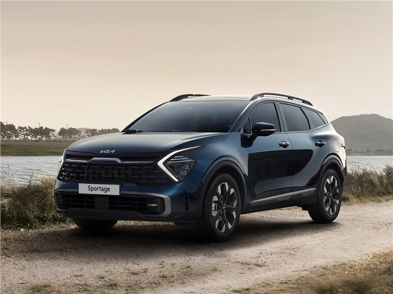 Kia Sportage (2022) вид спереди