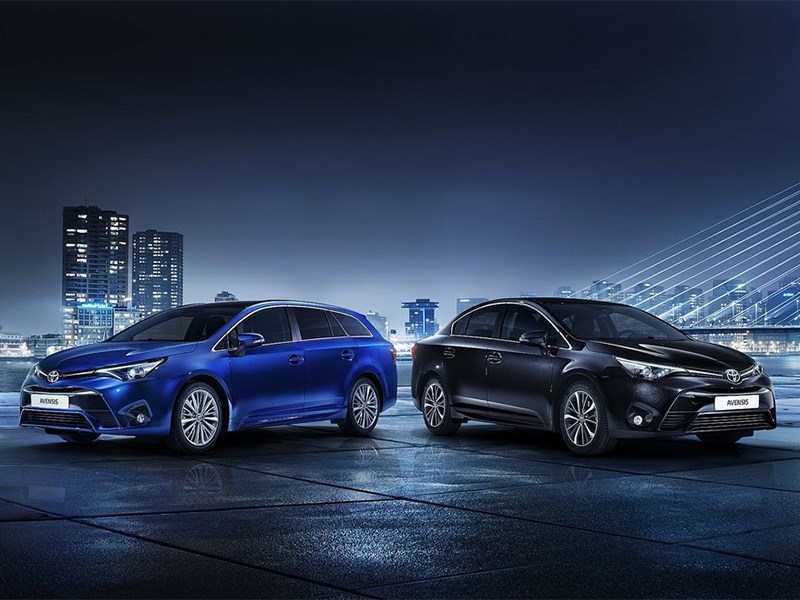 Toyota Avensis 2015 Дресс-код