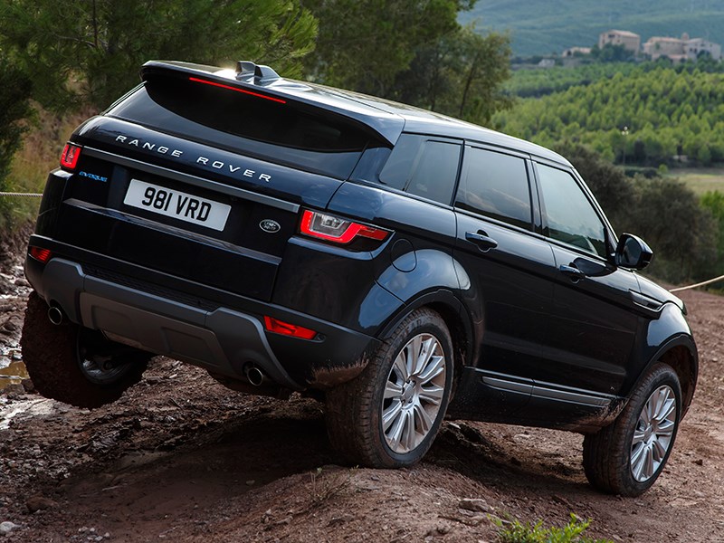 Land Rover Range Rover Evoque 2016 вид сзади