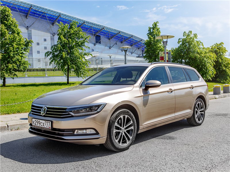 Volkswagen Passat Variant 2015 Глубокоуважаемый