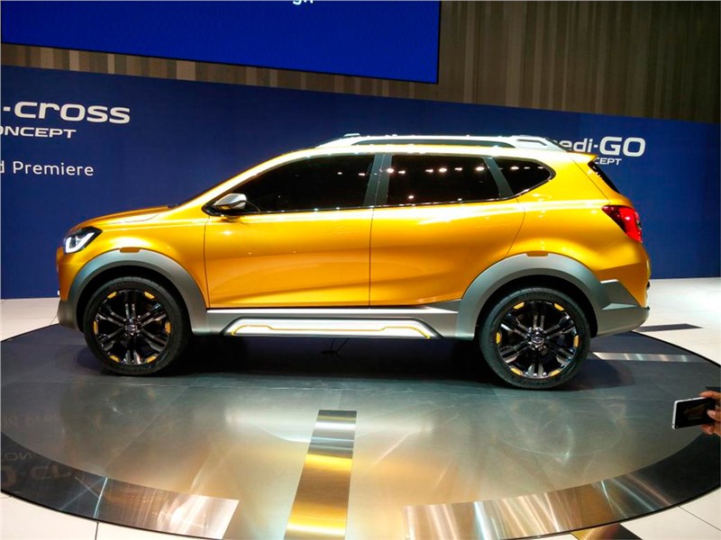 Datsun GO-cross concept 2015 вид сбоку 2