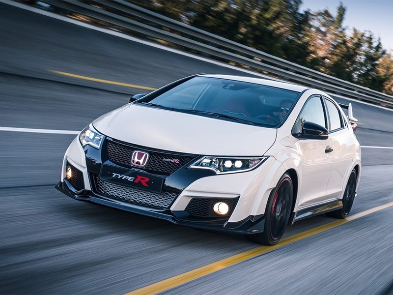 Honda Civic Type R 2015 вид спереди