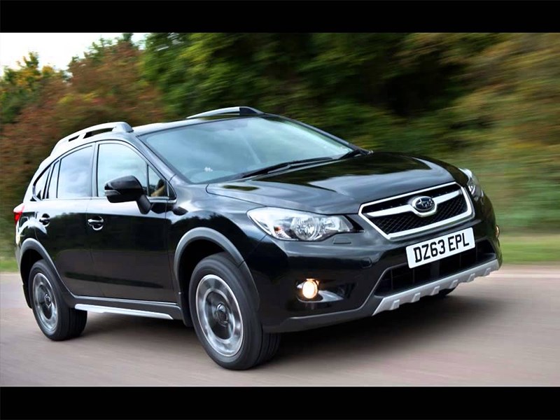 Subaru XV 2015 вид спереди