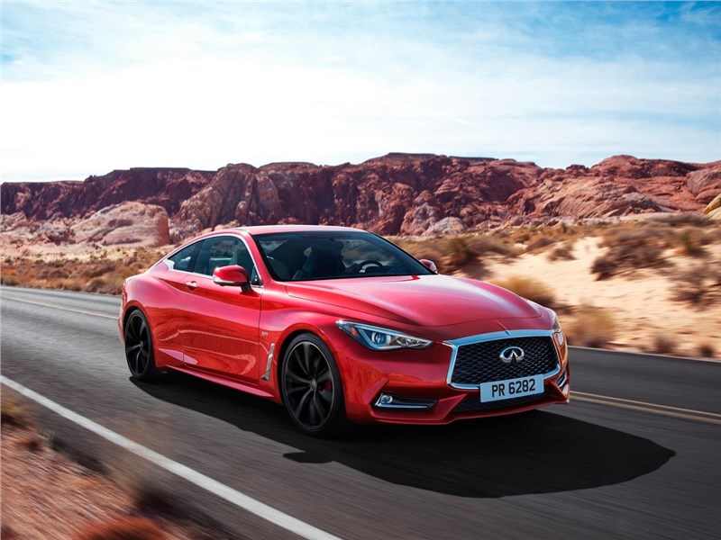 Infiniti Q60 2016 вид спереди