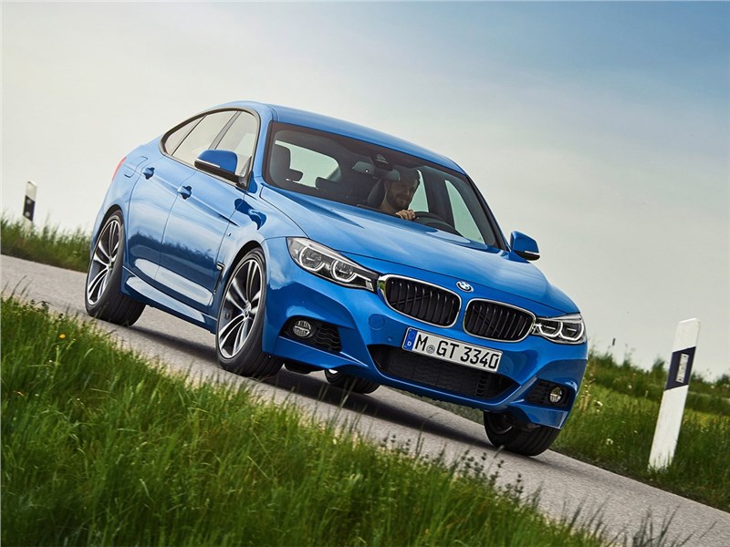 BMW 3 series GT 2017 вид спереди