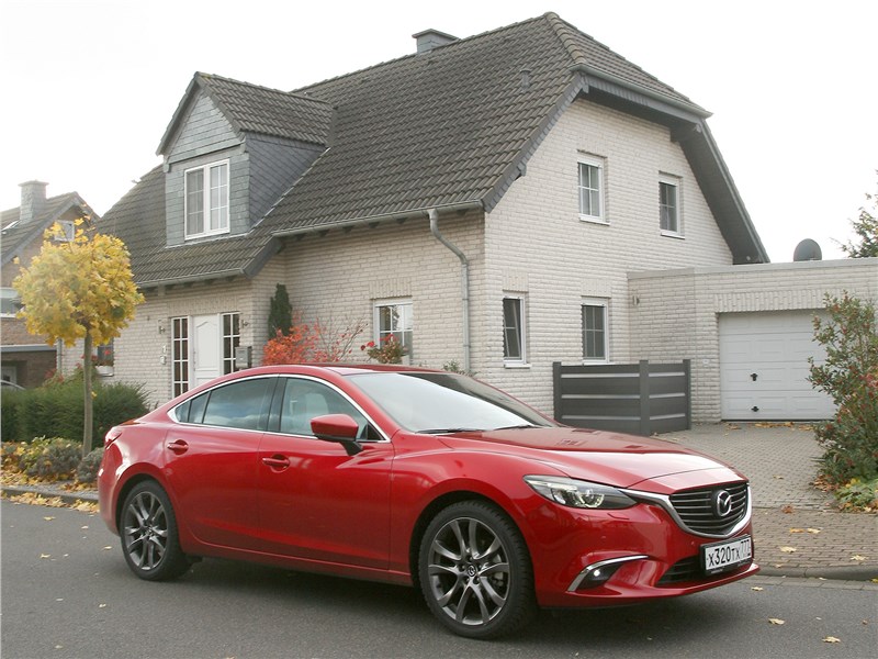 Mazda 6 2016 вид спереди