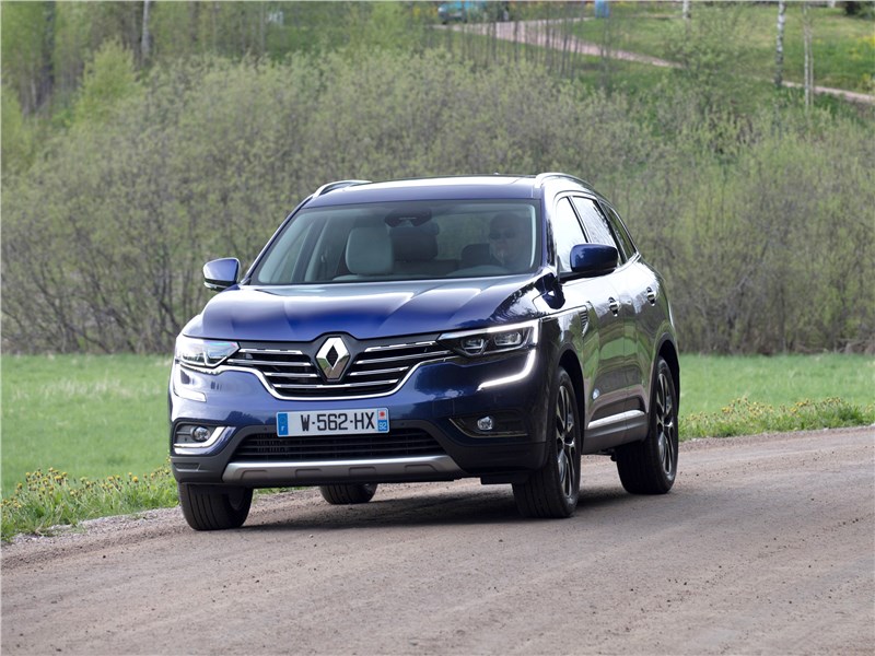 Renault Koleos 2017 вид спереди