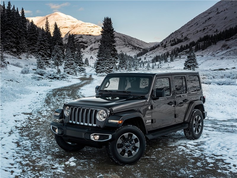 Jeep Wrangler Unlimited 2018 вид спереди