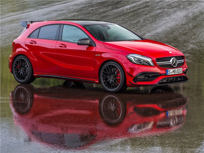 Mercedes-Benz A45 AMG 4Matic 2016 вид спереди