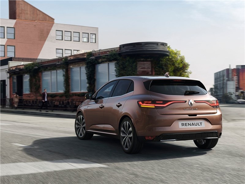 Renault Megane 2020 вид сзади