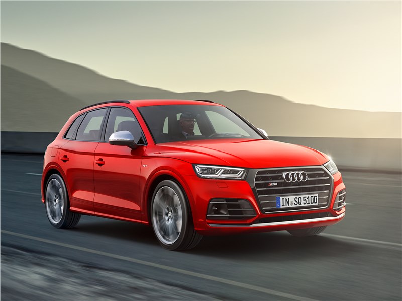 Audi SQ5 3.0 TFSI 2018 вид спереди сбоку