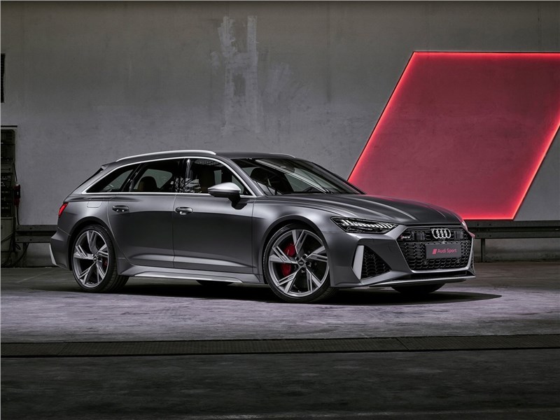 Audi RS6 Avant 2020 вид спереди сбоку