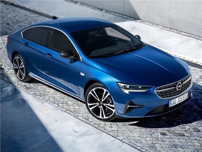 Opel Insignia 2020 вид сверху