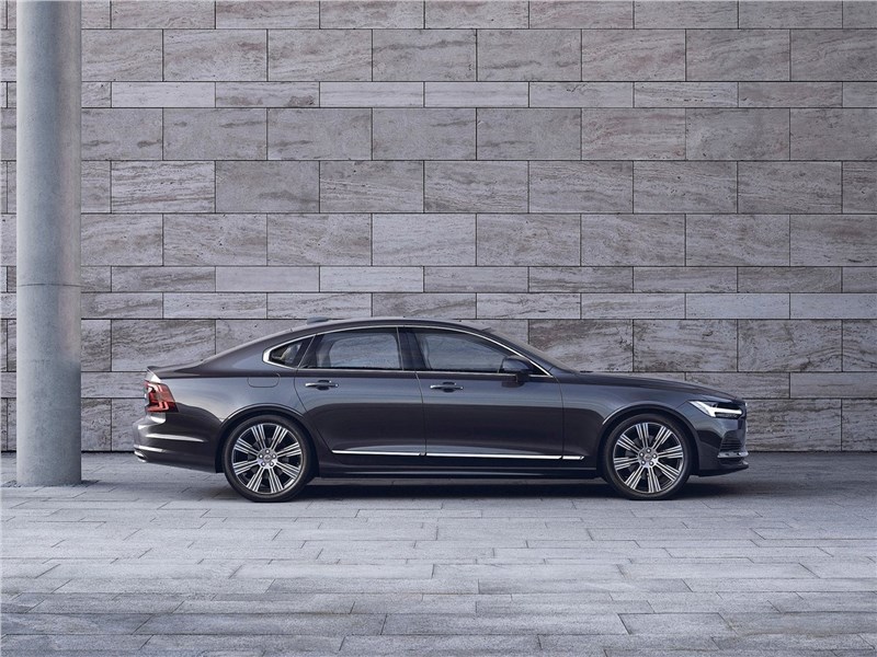 Volvo S90 2020 вид сбоку