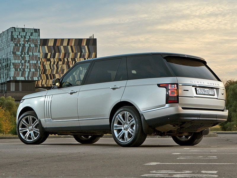 Range Rover LWB 2014 вид сзади