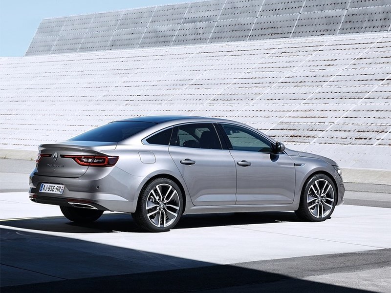 Renault Talisman 2016 вид сбоку сзади