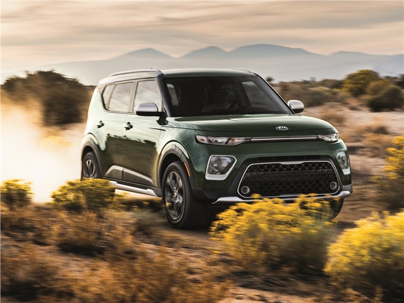 Kia Soul 2020 вид спереди