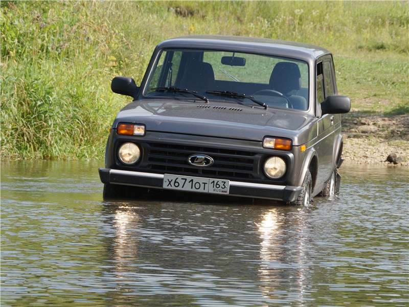 Lada 4x4 2017 водная преграда