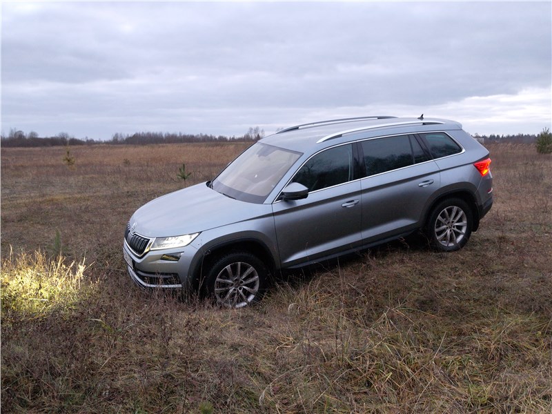 Skoda Kodiaq 2017 вид сбоку