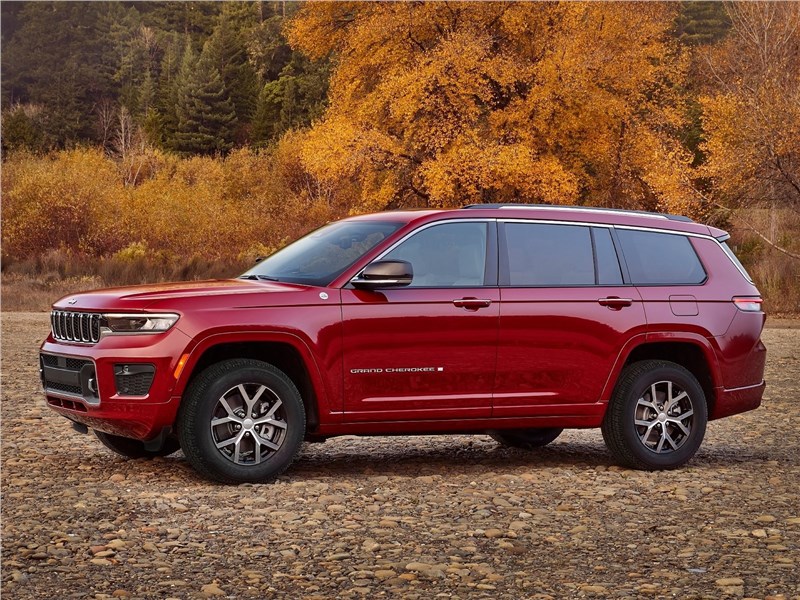 Jeep Grand Cherokee L (2021) вид сбоку