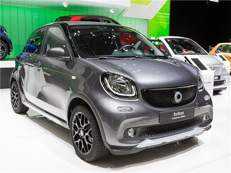 smart forfour Crosstown 2018 вид спереди