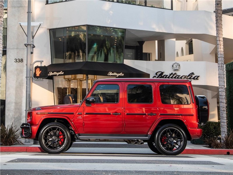 Mercedes-Benz G63 AMG 2019 вид сбоку